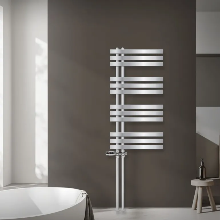 Badheizkörper Mittelanschluss 500x1000 mm Chrome mit Boden Anschlussgarnitur LuxeBath