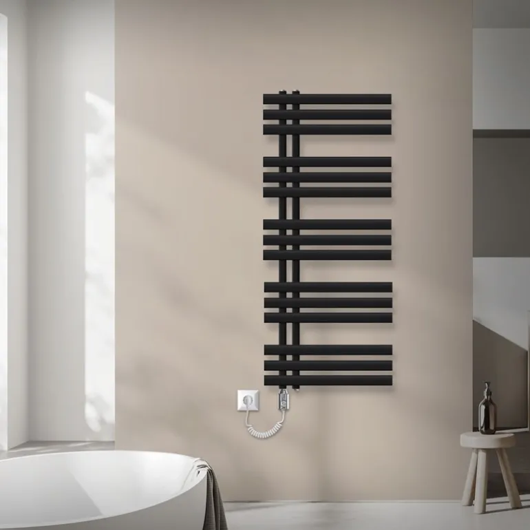 Badheizkörper Mittelanschluss 500x1200 mm Schwarz matt mit Heizstab 1200W LuxeBath