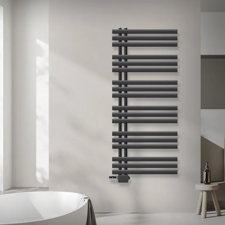 Badheizkörper Mittelanschluss 500x1200 mm Weiß mit Universal Thermostatventil LuxeBathBadheizkörper Mittelanschluss 600x1400 mm Anthrazit mit Universal Thermostatventil LuxeBath