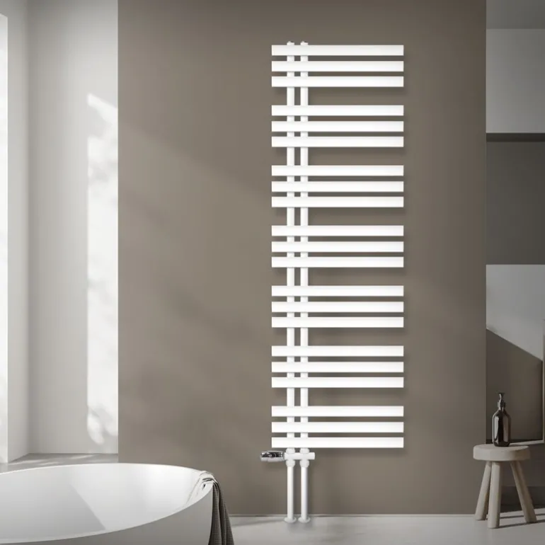 Badheizkörper Mittelanschluss 500x1600 mm Weiß mit Boden Anschlussgarnitur LuxeBath