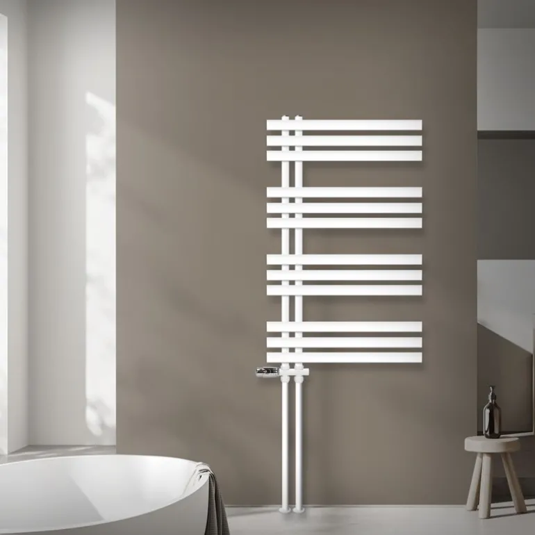 Badheizkörper Mittelanschluss 600x1000 mm Weiß mit Boden Anschlussgarnitur LuxeBath