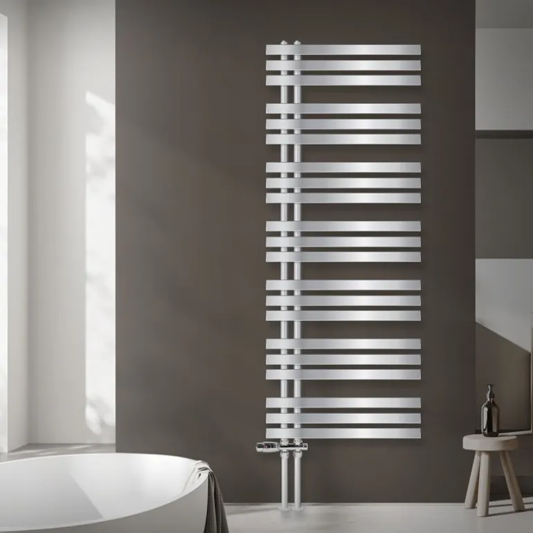 Badheizkörper Mittelanschluss 600x1600 mm Chrome mit Boden Anschlussgarnitur LuxeBath