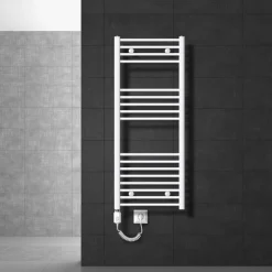 Elektrischer Badheizkörper mit Heizstab 900W 500x1200 mm Weiß gebogen mit Seitenanschluss LuxeBath