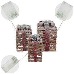 3er Set LED Weihnachtsgeschenkboxen warmweiß aus Rattan mit Timer und Kunstschnee