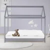 Kinderbett Hausbett 70x140 cm Hellgrau aus Kiefernholz Holzbett mit Dach und Lattenrost ML-Design