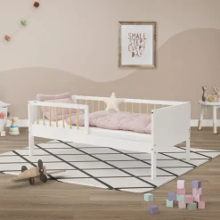 Kinderbett 70x140 cm mit Lattenrost und Rausfallschutz Weiß/Natur Kiefernholz ML-Design